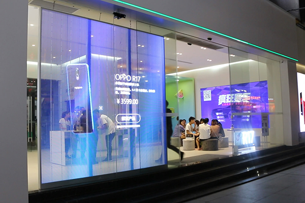 商場(chǎng)led透明屏五大特色